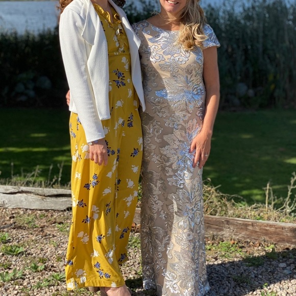 Matching Yellow Set Pants and Blouse - Picture 12 of 12
